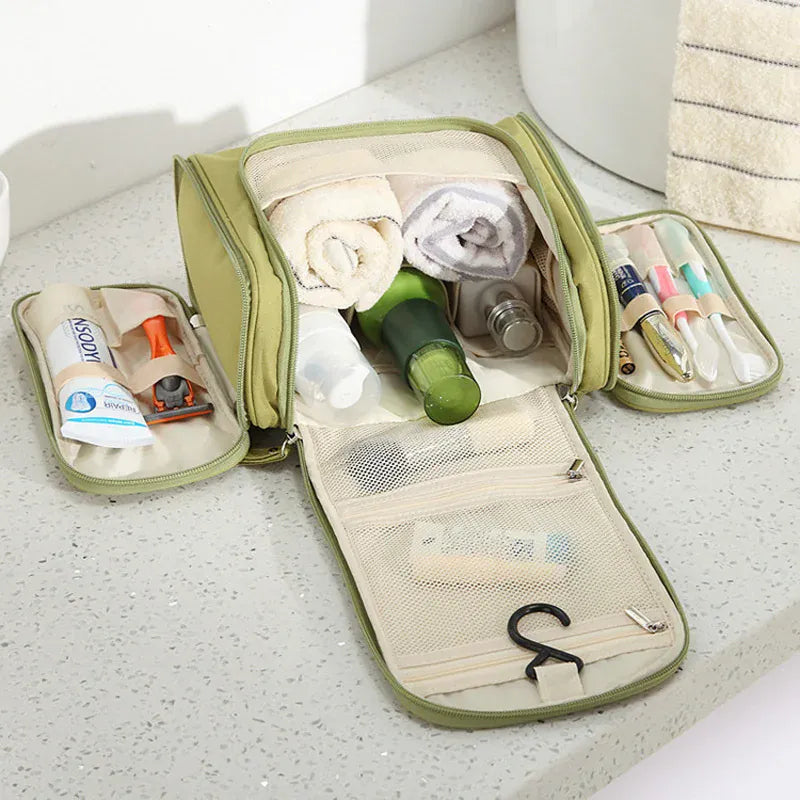 Grande Trousse De Toilette à Suspendre